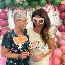 23PCS Set Of Bridal Wedding Photo Supplies, Wedding Photo Booth Props, Rose Gold Bachelor Party Decorations, Suitable For Brides To Be, Parties, Gift Accessories, Wedding Gift Supplies, Wedding Decorations, Festivals