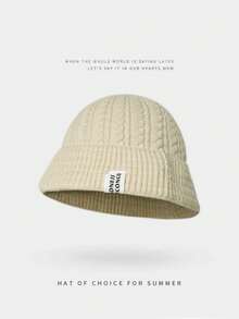 男女款休闲便帽，保暖针织帽，带护耳，时尚字母图案，适合秋冬季