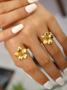 1 pieza Anillo elegante y vintage con diseño de flor chapado en oro de 18K de acero inoxidable, accesorio de moda sofisticado adecuado para verano, playa, viajes, trabajo, uso diario y fiestas para mujer