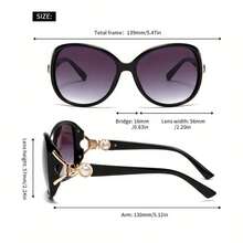 A Pair Of Women's Fashion Simple Pearl Fox Head Frame Decorative Glasses, With Purple Glasses Case, Vintage Suitable For Holiday Gifts - 黑色框灰色鏡片 - 查看 4