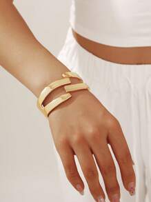 1pc Minimalist Aesthetic High-Quality Unique Design Asymmetric Water Drop Hollow Metal Bangle Bracelet, Versatile For Evening Party, Daily Wear, Office, Bar, Music Festival, Wedding, Business Events, Gift