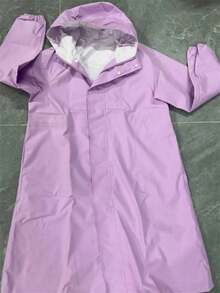 一件时尚、合身、防雨、防风、防晒的女士雨衣，适合所有季节，方便户外徒步旅行，一体式轻便成人雨衣