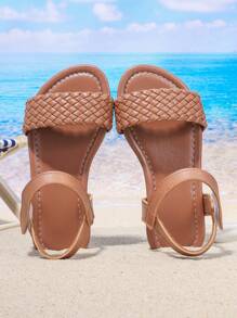 Ein Paar Kinder Sommer Mode gewebte Pantoffeln, geeignet für Jungen und Mädchen, flach für Strand, Heim-Reisen, ein Stil den alle Kinder mögen