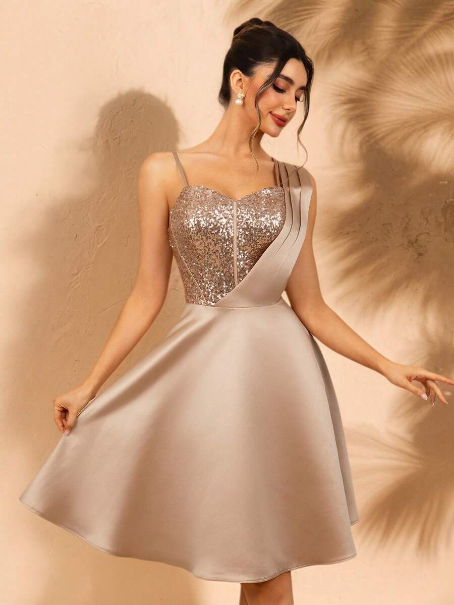女士优雅性感不对称裹身亮片撞色缎面A字露背鸡尾酒迷你连衣裙，适合鸡尾酒会、婚礼宾客、新娘送礼会、约会之夜等场合。 - 卡其色 - 查看 1