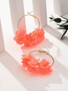 1 对 2025 春夏新款设计白色面料 Ditsy 花卉圈形耳环，个性化清新田园风格 Ditsy 花朵耳环 - 白色 - 查看 3