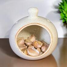 Round Ceramic Kitchen Dish - Rustic - View 6