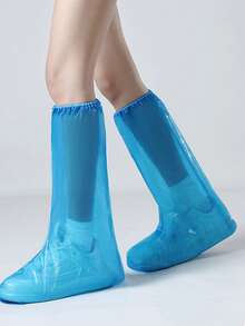 一次性雨鞋套，防水、防滑、加厚耐磨，适合雨天穿着，成人高筒雨鞋套，非常适合日常通勤、户外旅行、保暖、闺蜜节、宠物、嘉年华、派对装饰等场合。