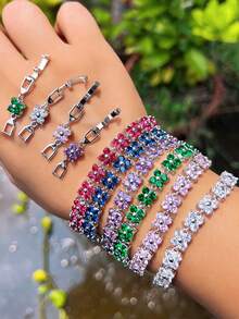 1件四叶草圆形立方氧化锆密镶订婚结婚派对手链，女士节日珠宝配饰礼品 - four leaf - 查看 5