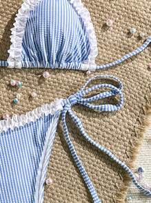 Set di bikini estivo da donna per la spiaggia e le vacanze, a righe, con rouche, laccetti laterali e fascia per il collo