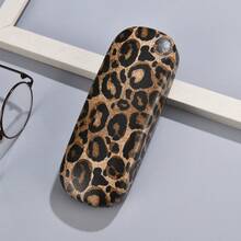 1pc Leopard Print Eyeglasses Case, Women's Sunglasses Case, Fashion Versatile, Shockproof Eyewear Storage Box