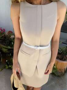 Robe décontractée avec ceinture à la taille, nouvelle mode printemps/été pour femmes. Robe unie couleur kaki sans manches avec fronces à la taille.