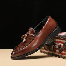 Vintage Men's Slip-On Loafers With Crocodile Embossed Decor, Comfortable For Casual And Business Occasions
