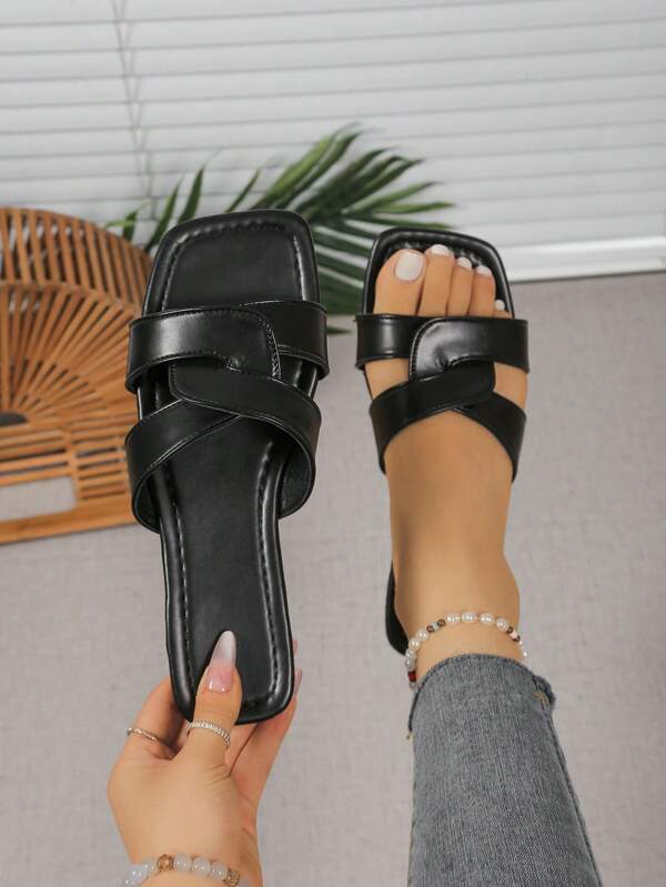 Damen Pantoffeln, elegante boho Offene Sandalen mit Hohlmuster und flachem Boden, schlicht vielseitig bequem modisch, koreanischer Stil, geeignet für Strand und Reisen, Schlüpfer für Zuhause