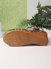 1 Par de Sandálias Plataforma Anabela Estampadas de Leopardo Impermeáveis, Estilo Verão Novo, Versátil para Adolescentes Meninas
