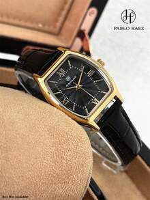 Pablo Raez 1 件 18K 金珠宝女式手表顶级全新酒桶形 IPG 镀不锈钢表壳奢华女士腕表夏季配饰 50 米防水罗马数字显示女士休闲时尚石英表黑色超细纤维皮革手链真条刻度透明白色表盘女式复古高级腕表适合日常使用教师礼物送给母亲或女朋友的流行款式派对装饰毕业婚礼礼物 - 均碼 - 查看 2