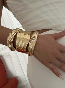 Bracelet élégant, minimaliste et stylé, convient à toutes les occasions comme les fêtes, les banquets, les festivals de musique, le port quotidien, parfait comme cadeau de vacances