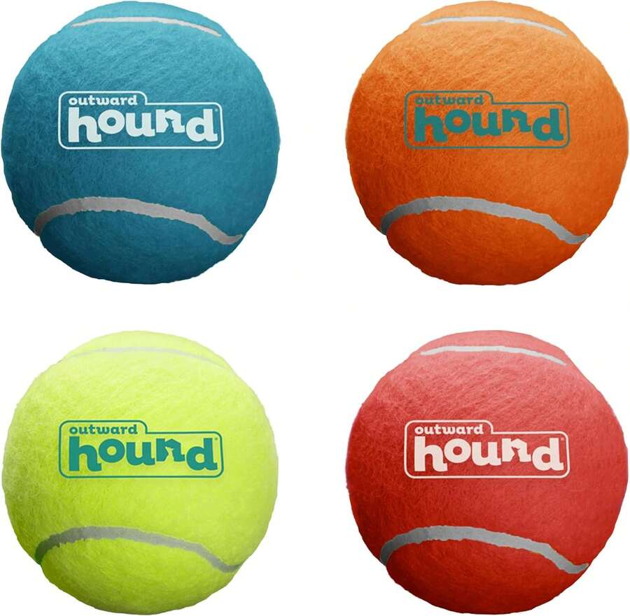 Outward Hound Squeaker Ballz Fetch Dog Toy, Medium - 4 Pack