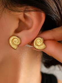 1 Pair Shell Shaped Earrings, Exaggerated Beach & Ocean Elements Series, Retro Classic Fashion Bohemian Resort Style Accessory