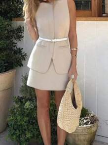 Robe décontractée avec ceinture à la taille, nouvelle mode printemps/été pour femmes. Robe unie couleur kaki sans manches avec fronces à la taille.
