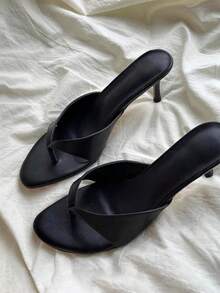 Dép xỏ ngón cao gót đế xuồng màu đen mới 2025 cho nữ mùa hè, dép xỏ ngón đế xuồng lông vũ thông thường - màu đen - Xem 2