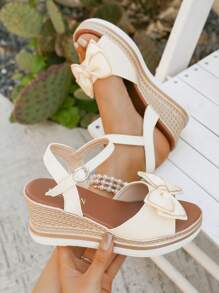 Women's Round Toe Strap Butterfly Buckle Casual/Outdoor/Party Platform Wedge Sandals
