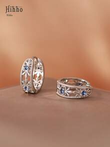 Hihho 1 对复古别致镂空几何圆形耳环，铜镶嵌锆石花卉图案设计，搭配璀璨的蓝色锆石点缀，女士装饰耳环礼物 - 銀色 - 查看 4