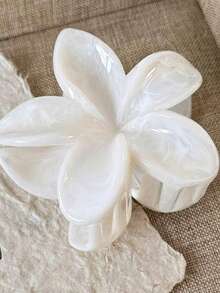 4个/1个 2.87英寸/7.3厘米 彩色渐变花朵造型发夹，时尚百搭，简约优雅设计，适合日常、休闲、派对、通勤、海滩、发型设计等场合，是冬季和夏季度假必备的发饰。 - 珍珠花 - 查看 3