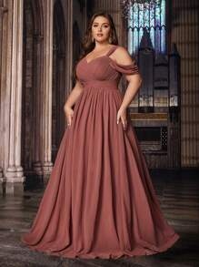 QOQ Elegant Style Solid Color Plus Size Bridesmaid Dresses Formal Dress Long Evening Gown Suitable Wedding, Formal Events Sweetheart Collar Crossed Strapless Chiffon Gowns