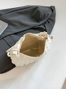 1 pieza Bolso de hombro con plisado tipo burbuja de estilo dulce para mujer, versátil bolso de unicolor para uso diario, pequeña cartera para monedas y bolso de mano para la noche, bolsas de viaje y compras para exterior, morral casual para estudiantes y trabajadores de oficina.