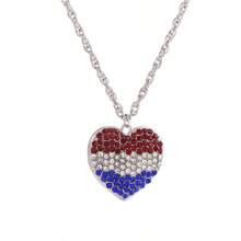 1 pieza Collar de lujo con forma de corazón con micro-incrustación de circonia cúbica, collar con colgante de corazón 3D de colores