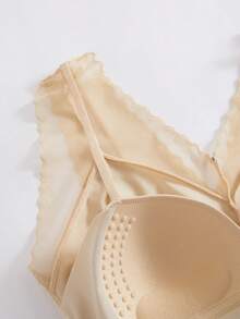 Regata feminina de renda contrastante de cor sólida Now Show Ice Slick, tecido sexy, decote em V, sem aro, camisola confortável, com sutiã acolchoado embutido e camiseta justa