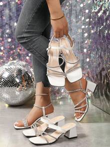 Sandalias de tacón alto blancas para mujer, un zapato dos formas, decoración con rhinestones, sandalia slip-on de tacón grueso y punta cuadrada, elegantes para fiesta, multifuncionales - Blanco - Ver 10