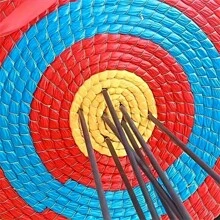 Diana de tiro con arco de paja trenzada - Equipo de práctica de tiro al aire libre, fácil de extraer y proteger las flechas, material de paja de colores mixtos, accesorio de tiro con arco, apto para tiro al aire libre en hierba, camping