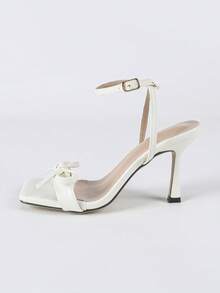 白色女士高跟凉鞋，性感小猫跟高跟鞋，方头系带蝴蝶结系带，春夏百搭纯色平底凉鞋，细高跟婚礼新娘高跟凉鞋，优雅派对细高跟鞋，夏季高跟凉鞋，正式场合高跟凉鞋，时尚女士高跟踝带凉鞋 - 白色 - 查看 7