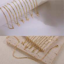 TUANZISP Conjunto de 2 tornozeleiras femininas luxuosas com letras douradas, tornozeleiras personalizadas com iniciais de A a Z, tornozeleiras femininas elegantes e sensuais em camadas, presente perfeito para ela, acessório de joia elegante e glamoroso