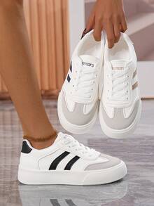 女士 2025 年春夏休闲运动鞋 - 轻质 PU 外层低帮鞋，透气面料衬里，柔软橡胶鞋底和条纹设计，适合学校、办公室、休闲装 - 卡其色 - 查看 11