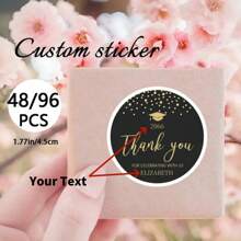 48/96 件定制毕业感谢贴纸 - 个性化姓名和年份设计，优雅的黑色和金色毕业帽主题，耐用的聚丙烯信封标签，用于毕业庆典、毕业派对装饰、庆典配件、精致的排版、高品质印刷，适用于学校用品、返校