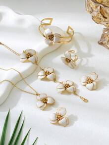 1 套波西米亚风格白色花朵耳钉、项链、戒指、手链、手镯首饰套装，适合女士，浪漫婚礼/周年纪念礼物，适合度假、日常佩戴、音乐节 - 白色 - 查看 4