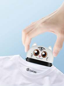 1 Stück schwarze süße Cartoon-Namens-Stempel aus wasserfestem Kunststoff für Kleidung, personalisiert für Studenten und Geschäftsnutzung, individueller Namens-Stempel für Kleidung, handschriftliche Unterschrift-Stempel, Siegel, kompakt, bügelfrei, individuell, einzigartiges ideales Geschenk für sie, Schüler, Arbeiter zu Jahrestagen, Geburtstagen, Zuhause, Schule, Urlaubsstimmung, Schüler der Sekundarstufe I und II, Studenten, Erstsemester, Zweitsemester