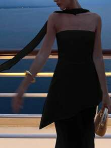 魅力十足的纯色优雅不对称连衣裙，适合晚宴、假日、婚礼、生日、正式晚宴、返校派对、单身派对等场合。 - 黑色 - 查看 7