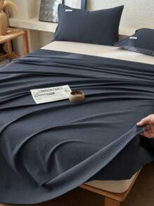 1pc Waffle Texture Cotton Bed Sheet, Modern Style Made Of Soft Polyester Fabric, Breathable And Machine Washable