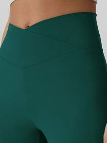 RUNONWHEELS 5 High Waist Flared Pants Daily Fitness Sports Leggings, Women Butt Lifting Yoga Leggings,Women's High-Waisted Cross Design Flared Leggings Suitable - 墨綠色 - 查看 3