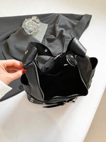 Large Capacity Tote Bag, Retro Girl Style, Fashion Shoulder Bag Motorcycle Bag, Commuter Bag, Black