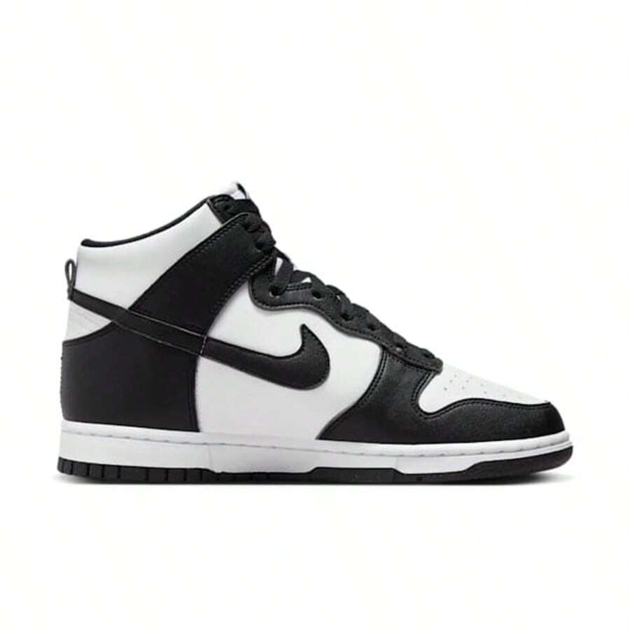 Nike SNEAKERS - Black and White - View 1