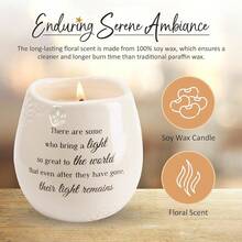 Pavilion - Candelero de 8 onzas, Tarro de cerámica Blanco con Vela de Cera de Soja 100% Aroma de Tranquilidad Que se ha ido Pero no se Olvida, Regalo Ideal para el Amor Que pasó, Texto Impreso y Tema - En memoria, la luz permanece - Ver 3