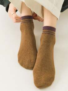 1 Paar/5 Paar Damen Sommer Essentiell Kaffeefarben Klassischer Stil Bequem Modisch Einfach Lässig Retro Vielseitig Knöchelsocken