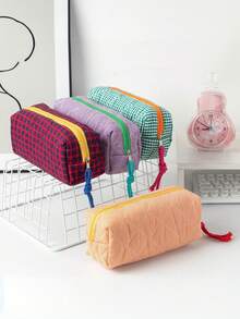 This Color-Block Plaid Cosmetic Bag Is Made Of Soft Fabric, Featuring A Zipper Closure And A Vintage-Style Storage Pouch. It Is Very Suitable For Home Use Or Commuting, And Is Also An Ideal Choice For Women's Travel, Vacation, Summer Vacation, And Preparing School Supplies And Study Materials. Cosmetic Bag, Cosmetic Bag, Women's Gift, Christmas Gift, Women's Gift Ideas