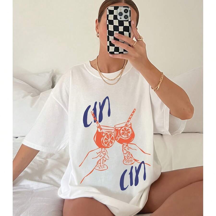 Aperol Spritz Shirt, Summer Tail , Italian Aesthetic T-Shirt, Cin Cin , Girls Night Top, Italian Aperitivo T Shirt, Brunch Top220g Cotton Crew Neck Top Tops For Women With Gentle Be Yours Typography And Pastel Color Design,Subtle Y2K Meets Natural Style, I For Young Wo Seeking A Calm,Great Gift For A Gentle Soul,Casual Yet Elegant Daily Wear For Garden Walks, Coffee Dates, Art Museums, Or Reading Nooks - 白色 - 查看 1