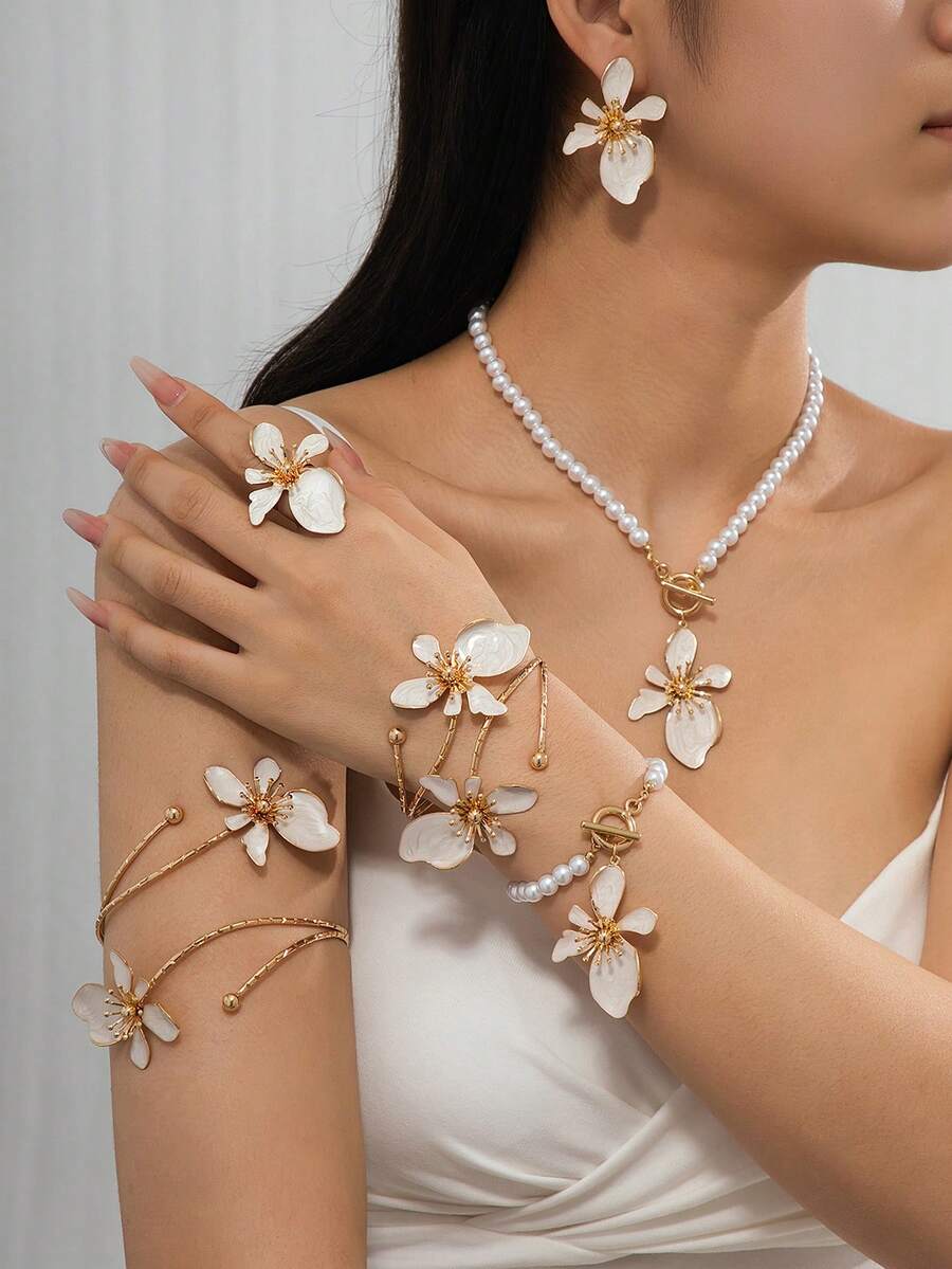 Bộ 7 món/Bộ trang sức dây chuyền, vòng tay, hoa tai, vòng tay, vòng lắc tay, nhẫn bằng kim loại tráng men màu trắng và ngọc trai, Bộ phụ kiện thời trang Châu Âu và Mỹ dành cho phụ nữ - trắng - Xem 1