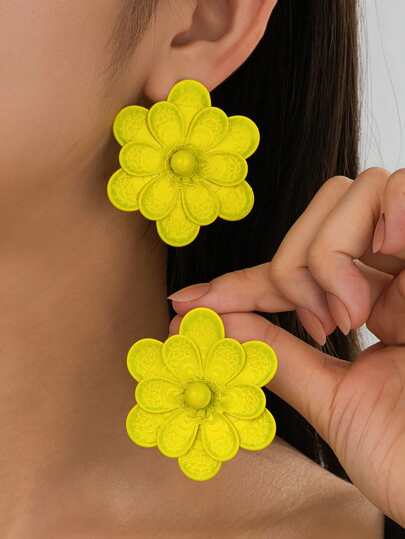 1 Pair Vintage Style Geometric Textured Asymmetrical Flower & Leaf Design Earrings, Unique Gift For Women, Suitable For Nightclubs